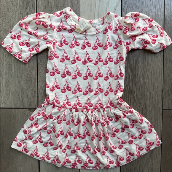 Kate Quinn Red Bamboo Collection Garment - Picture 3 of 5